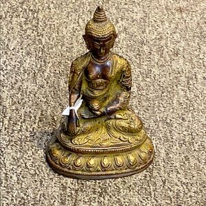 Antique Gold Buddha Statue